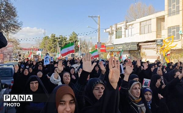 گر پدر رفت تفنگ پدری هست هنوز 