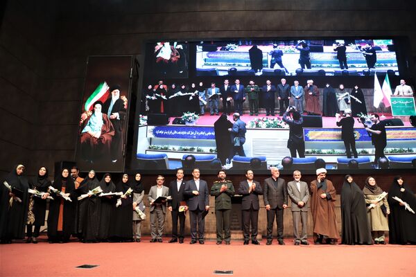 همایش بزرگ تجلیل از معلمان نمونه شهر تهران توسط وزیر آموزش و پرورش