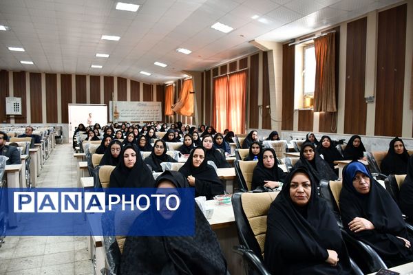 جشن ستارگان آموزش و پرورش مه‌ولات