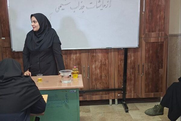 آزمایش، کشف، پژوهش؛ شیمی زنده در دبیرستان نمونه امیرالمؤمنین(ع)