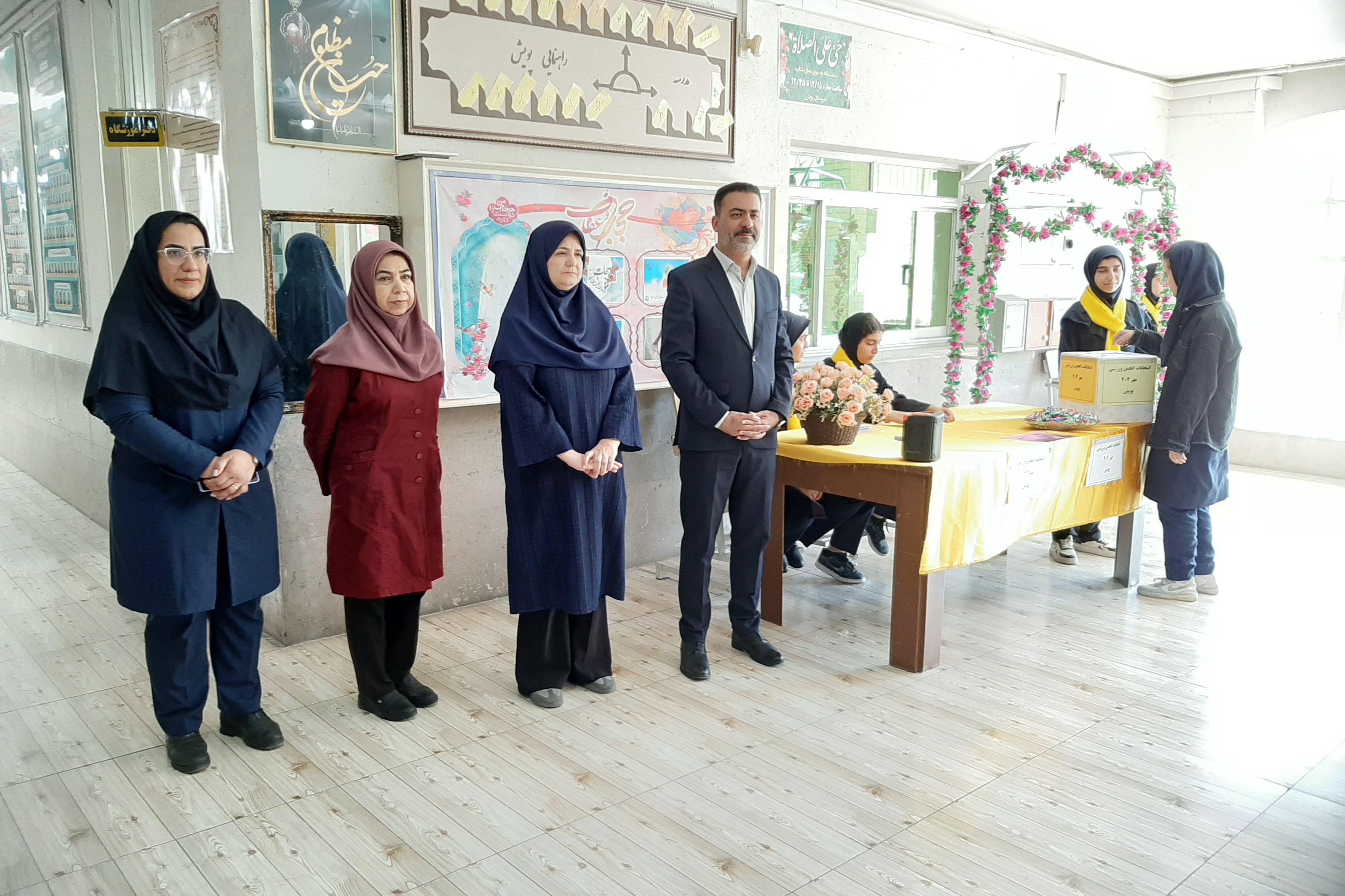 انتخابات انجمن ورزشی در دبیرستان پویش ناحیه ۳ شیراز 