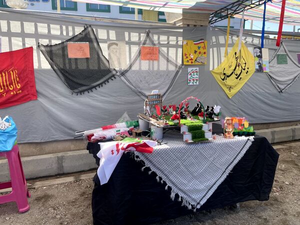 یادواره لاله‌های روشن در صالحیه؛ روایت نسل امروز برای ۲۳ قهرمان آسمانی