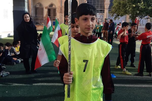 المپیاد ورزشی در دبستان شاهد حیات ناحیه 3 شیراز