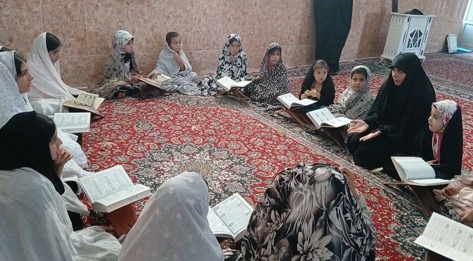 برگزاری محفل انس با قرآن در روستای اولادقباد کوهدشت 