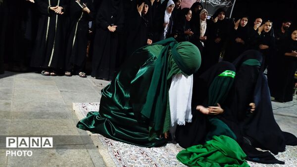روایت مظلومیت طفل سه ساله ابا عبدالله الحسین در تجمعات شبانه 