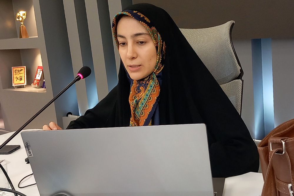 آموزش فناوری نانو به دانش‌آموزان با استفاده از برگزاری دوره های مجازی