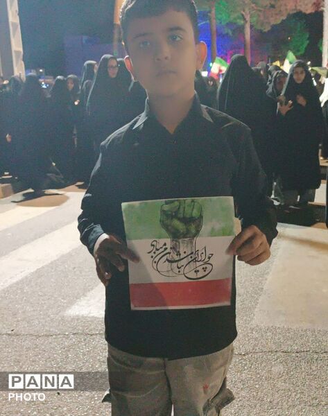  تجمعات مردمی و دانش آموزی شبانه در میدان جهاد رشتخوار