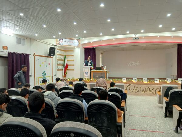 نشست هم‌اندیشی رابطین خبرنگاران پانا در خلیل‌آباد