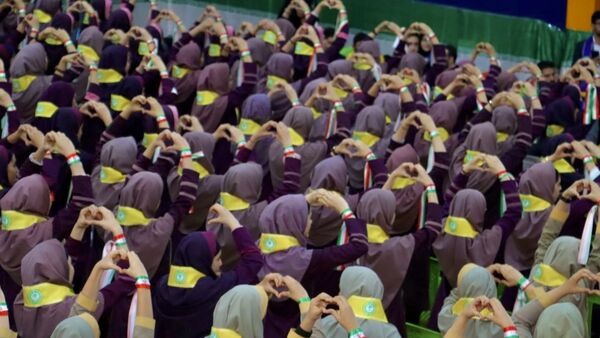 درخشش یاوران مقاومت، دختران انقلاب، در شهرستان شازند استان مرکزی
