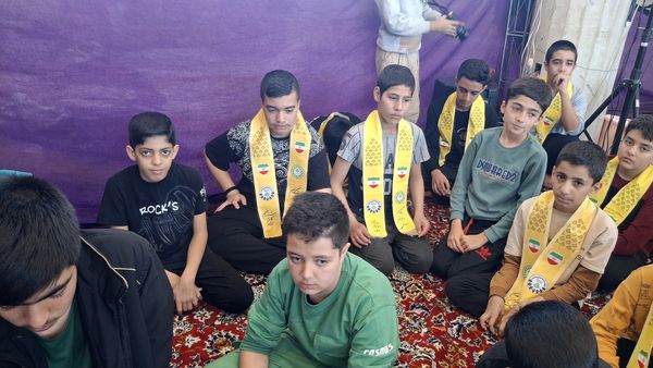 پرواز تا آسمان در مسجد حضرت زینب شهرکرد 