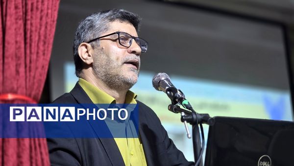 جلسه فصلی مدیران دوره دوم متوسطه قائمشهر