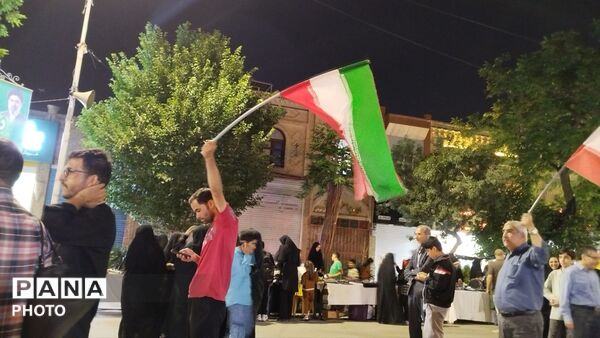  تجمع مردم در هشتاد و هفتمین شب در قاب پانا