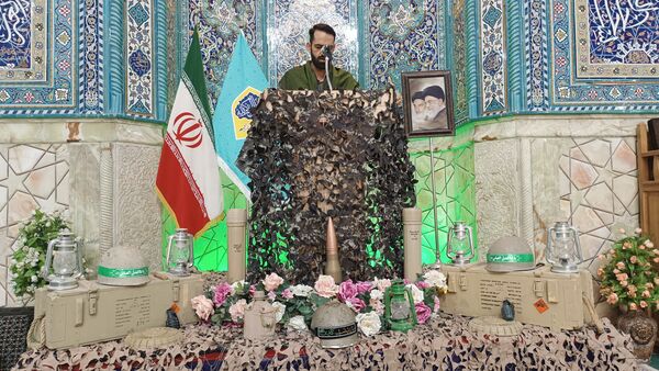 راهپیمایی مردم ولایتمدار شهرستان ورامین در محکومیت رژیم صهیونسیتی 