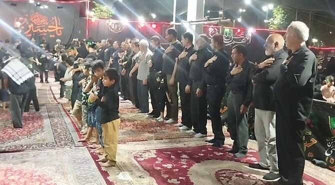الشتر در شب دهم محرم غرق در ماتم و عزای حسینی شد