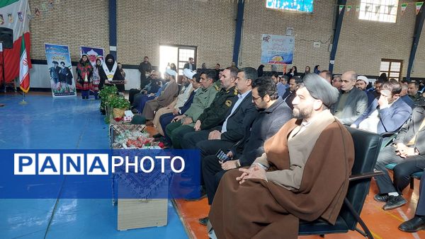 همایش «یاوران انقلاب» و «پیشتازان مقاومت» و آیین نواختن زنگ انقلاب در شیروان برگزار شد
