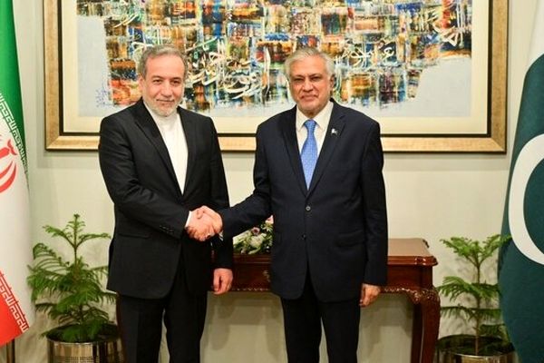 قدردانی عراقچی از حمایت پاکستان از ایران در ژنو