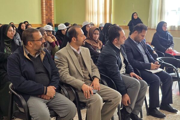 افتتاح طرح یاریگران زندگی و ژوژمان رشته‌ها در هنرستان کبری زرگران ملارد