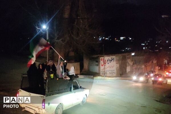  رژه با شکوه خودرویی در شهر بار نیشابور