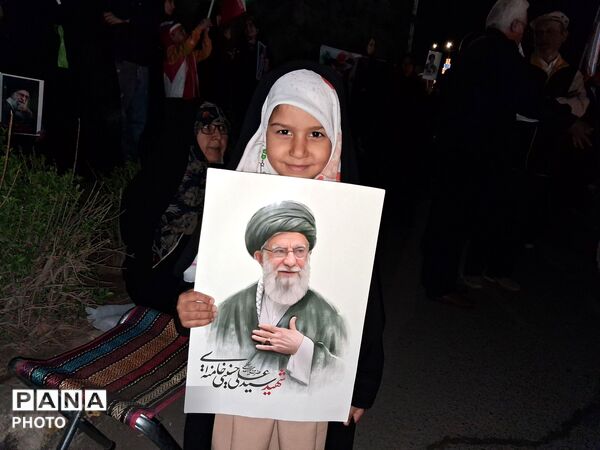 مراسم باشکوه وداع با پیکر دو شهید مطهر در نیشابور 