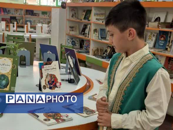 دورهمی‌ شاهنامه خوانان کوچک و بزرگ در کانون فرهنگی هنری شماره یک کرج 