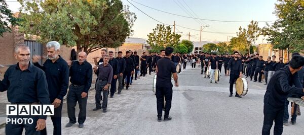 شور حسینی در هیئت ابوالفضلی روستای مهدی آباد شهرستان رشتخوار