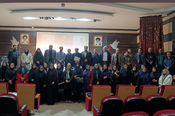 اولین نشست فصلی معلمان پژوهشگر شهریار