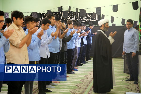 مراسم عزاداری ایام فاطمیه توسط دانش‌آموزان تنگستانی