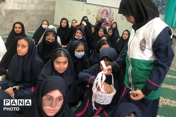  آغاز مسابقات «درس‌هایی از قرآن» در دبستان هدی همزمان با میلاد حضرت زینب(س)