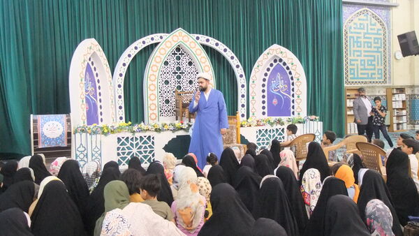 اختتامیه جشنواره تولید محتوا نماز و مسابقه عطر انتظار در امامزاده سیدجعفر یزد
