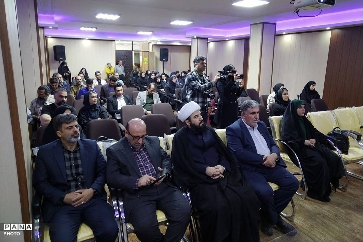 تقدیر از معاونین و مربیان امور تربیتی و مشاوره های مدارس چهاردانگه