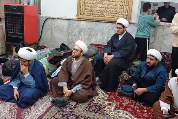 اعتکاف دانش‌آموزی در زرقان