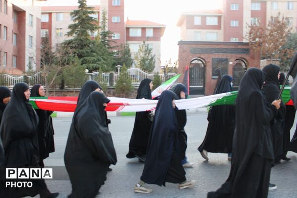 اجتماع خونخواهان و منتقمین شهادت حضرت آیت الله الامام شهید سید علی خامنه ای در پردیس