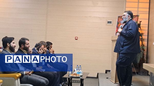 برگزاری کارگاه‌های توانمندسازی سپهر دانش و معرفت مربیان پرورشی مدارس دولتی و غیردولتی در ناحیه 2 کرج