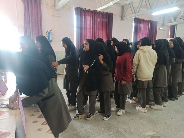 انتخابات شورای دانش‌آموزی در دبیرستان نمونه اندیشه