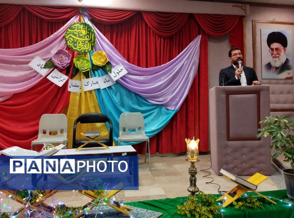 آیین تجلیل از برترین های قرآنی منطقه رضویه 