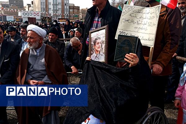 22بهمن در اسلامشهر؛ حماسه‌ای از جنس حضور