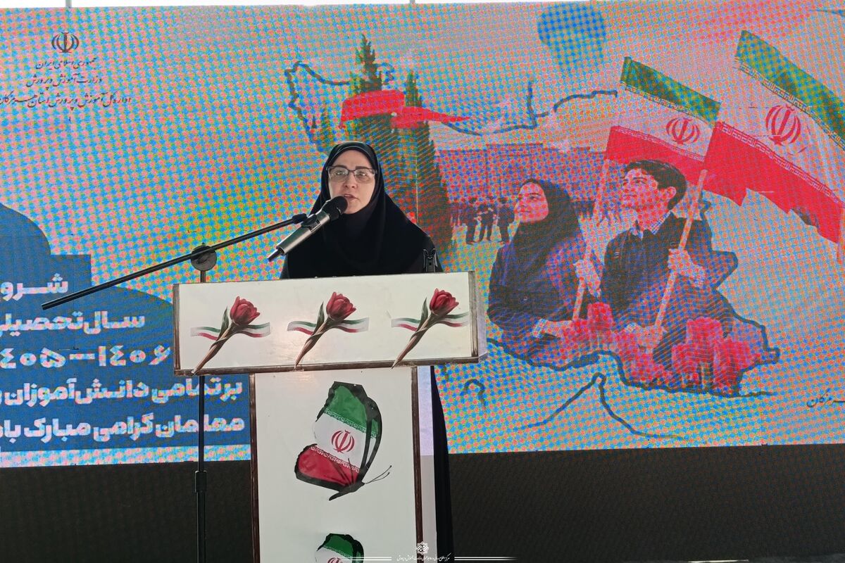 مدرسه خانه امید و سرچشمه اقتدار ایران است/ جریان آموزش متوقف نمی‌شود