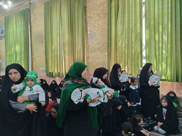 آیین شیرخوارگان حسینی در نخستین روز محرم در مساجد  نیشابور و شهر بار