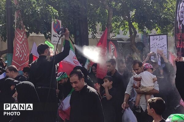  وداع با رهبر شهید در جوار بارگاه رضوی