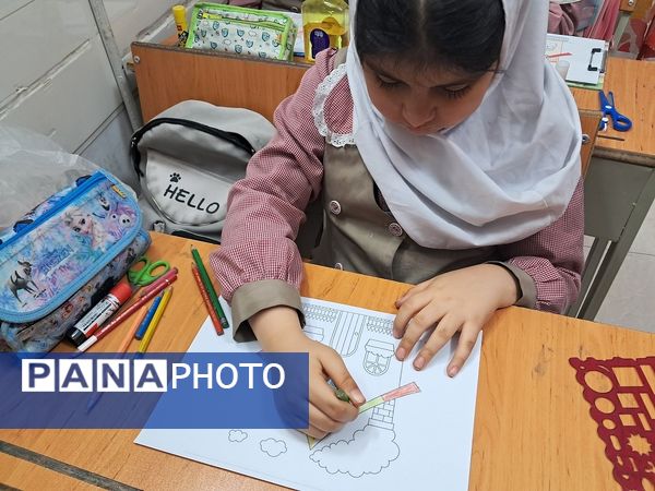 روز درختکاری متفاوت در دبستان ارمغان هستی ناحیه 3 کرج