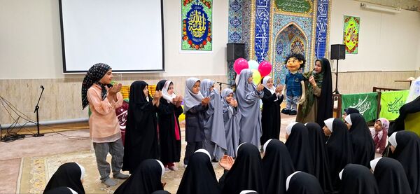 شور و شادی میلاد منجی عالم در دارالقرآن امام حسین (ع) ناحیه ۶ مشهد