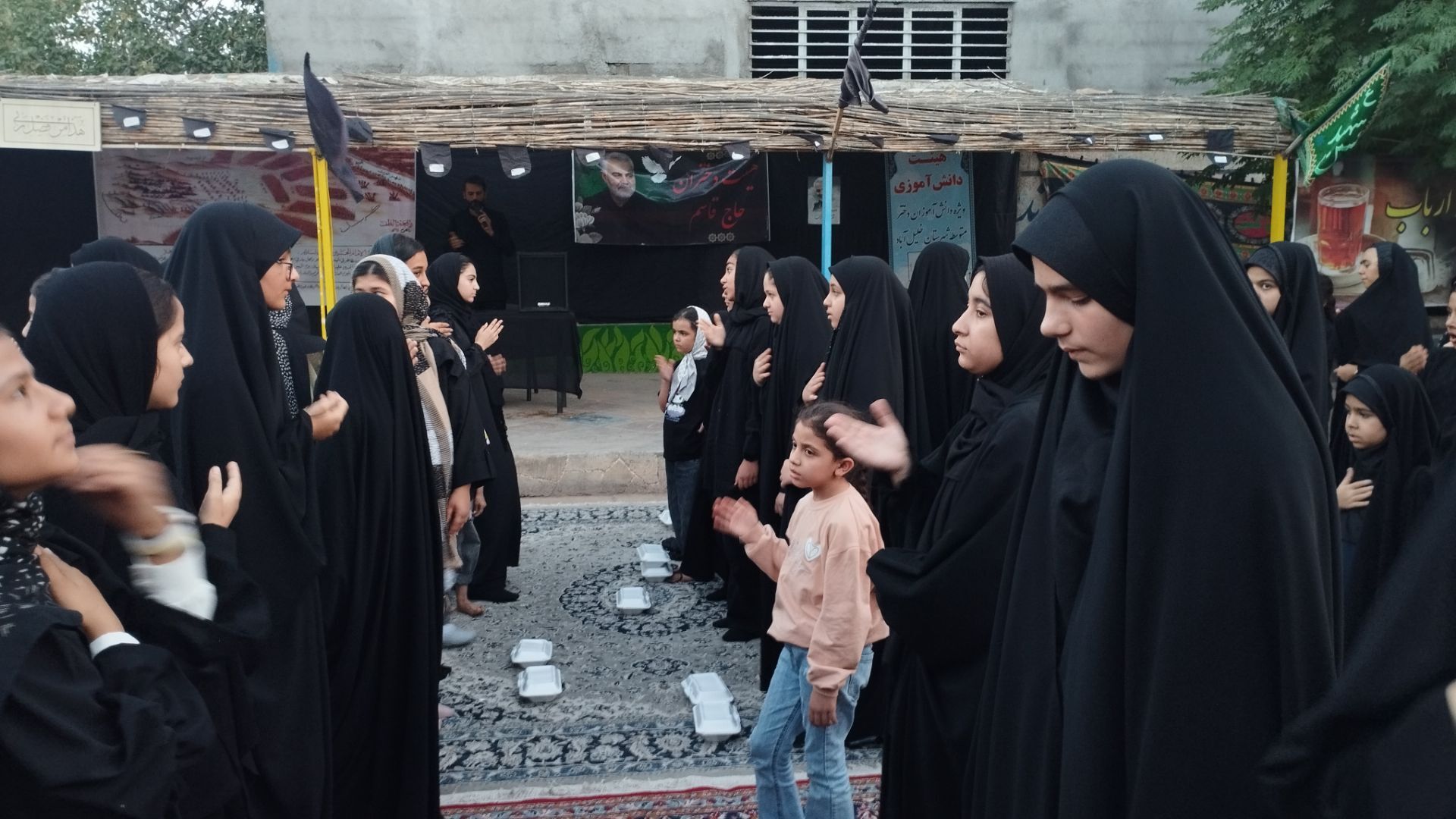 برگزاری هیئت دختران حاج قاسم در شهرستان خلیل آباد 