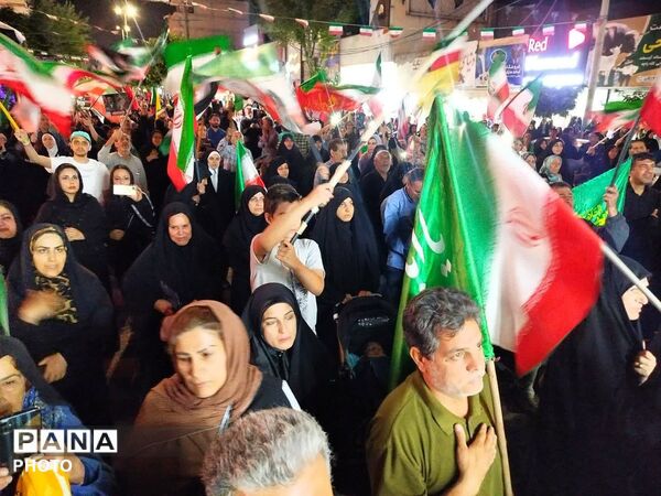 هشتاد و چهارمین اجتماع مردمی با رژه کالسکه‌سواران فردیسی