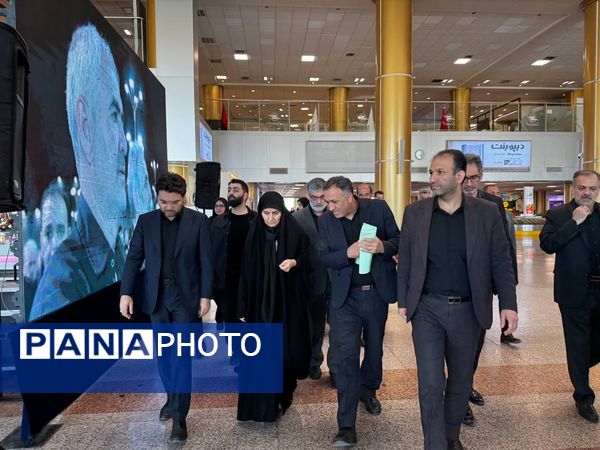 بازدید وزیر راه و شهرسازی از روند خدمات‌رسانی زائران در ایام پایانی دهه صفر