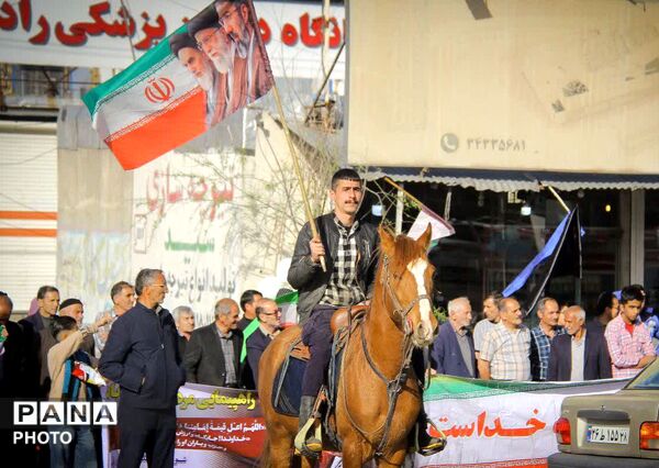 رزمایش حماسی و کاروان خودرویی در همدان؛ تجلیل از ارتش مقتدر در آستانه روز ارتش