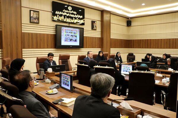 جلسه هم اندیشی و انتخاب نماینده موسسین کودکستان های ناحیه دو شهرری