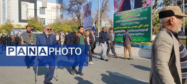 وداع با پیکر جانباز شهید، عبدالحسین خاکشور در شهرستان شیروان