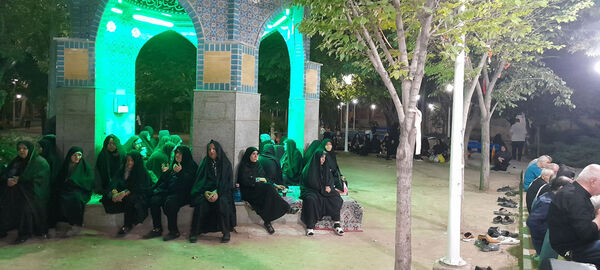 مراسم دعا و نیایش در جوار مزار شهید گمنام بوستان امام حسن مجتبی(ع) قم
