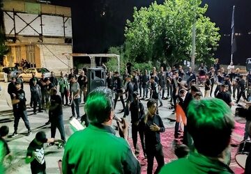 هیئت زنجیر زنی در حسینیه شهدای شهربار