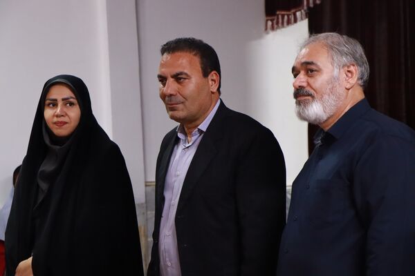 جشن عاطفه‌ها در آموزشگاه حاج محمد علی تقی پور
